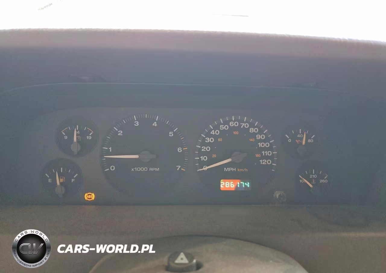1999 Jeep Grand Cherokee Limited VIN:1J4GW68N0XC597654 - 9