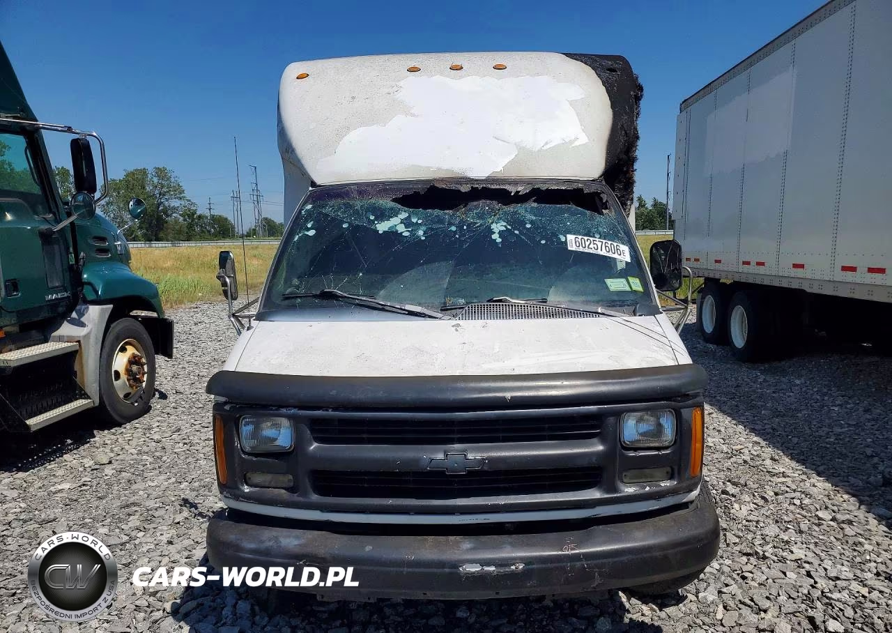 1998 Chevrolet Express G3500 VIN:1GBJG31R9W1046092 - 5