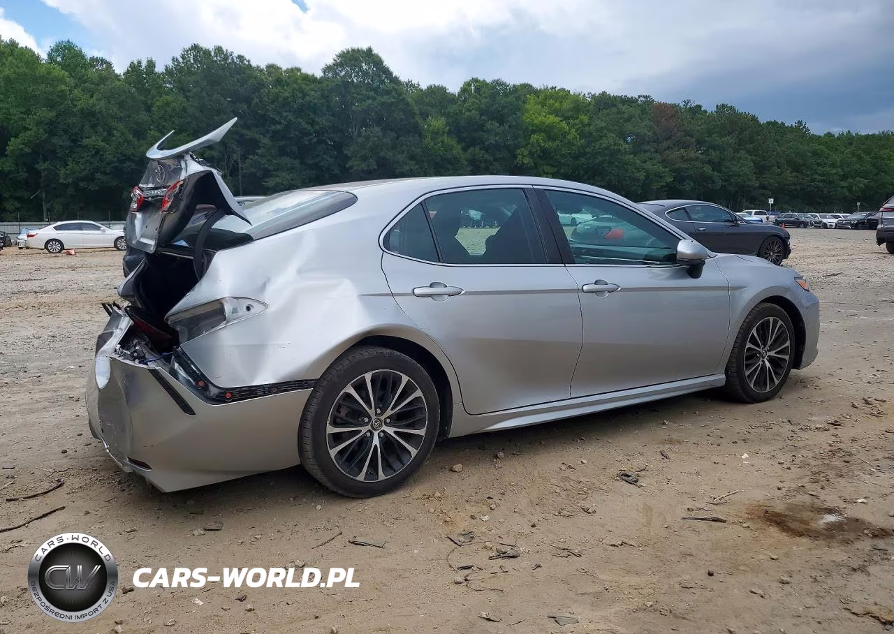 2018 Toyota Camry Se VIN:4T1B11HKXJU087123 - 3