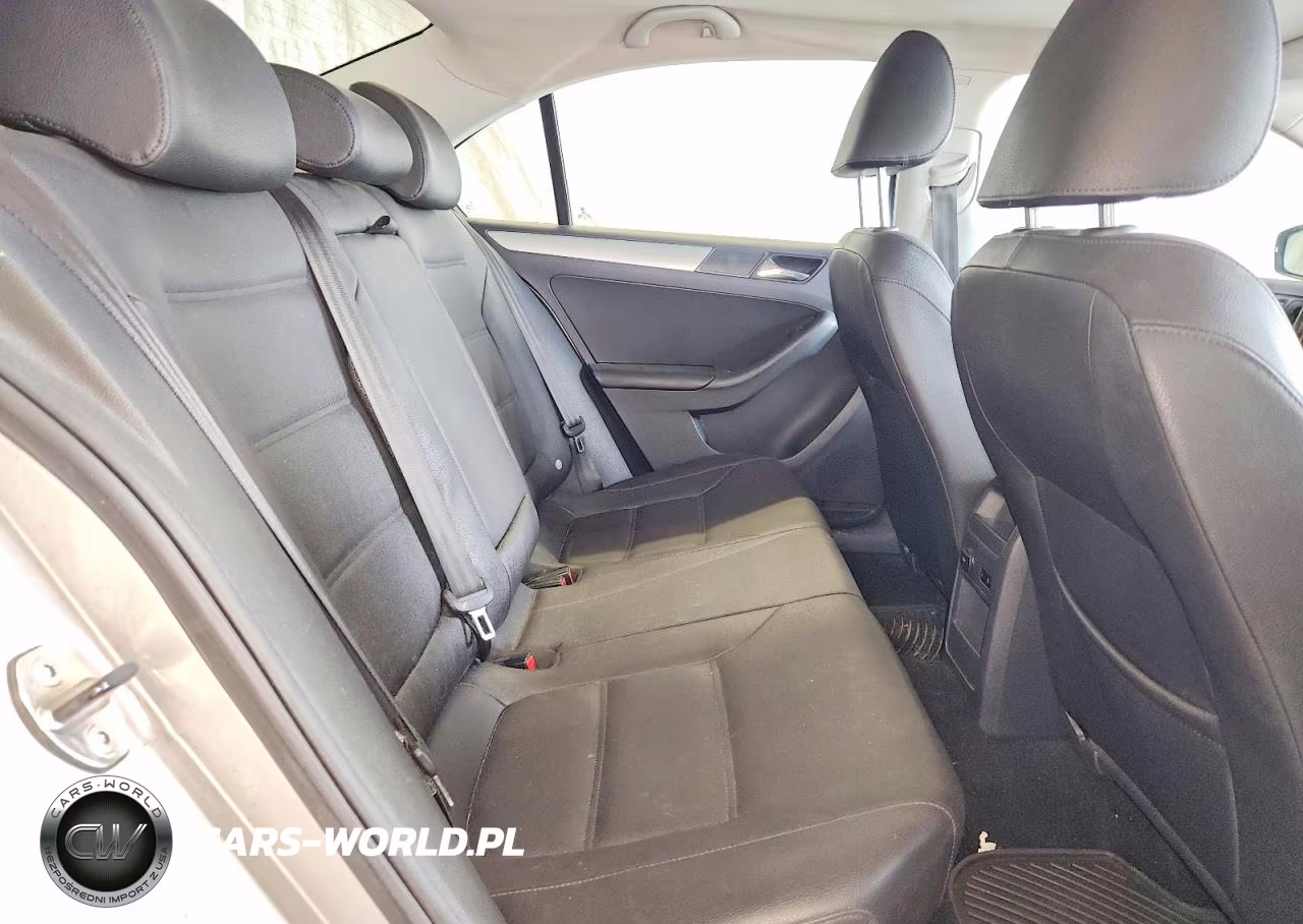 2012 Volkswagen Jetta Tdi VIN:3VWLL7AJ4CM323146 - 10