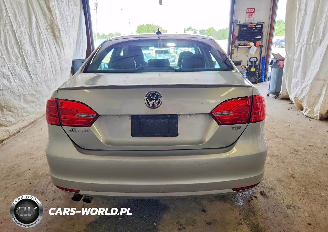 2012 Volkswagen Jetta Tdi VIN:3VWLL7AJ4CM323146 - 6