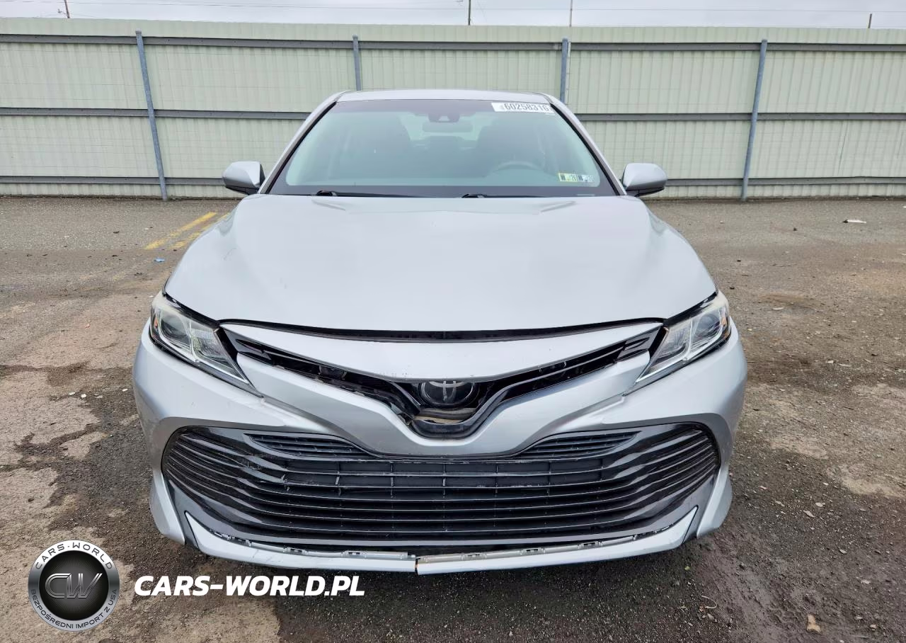 2018 Toyota Camry L VIN:4T1B11HK5JU546283 - 5