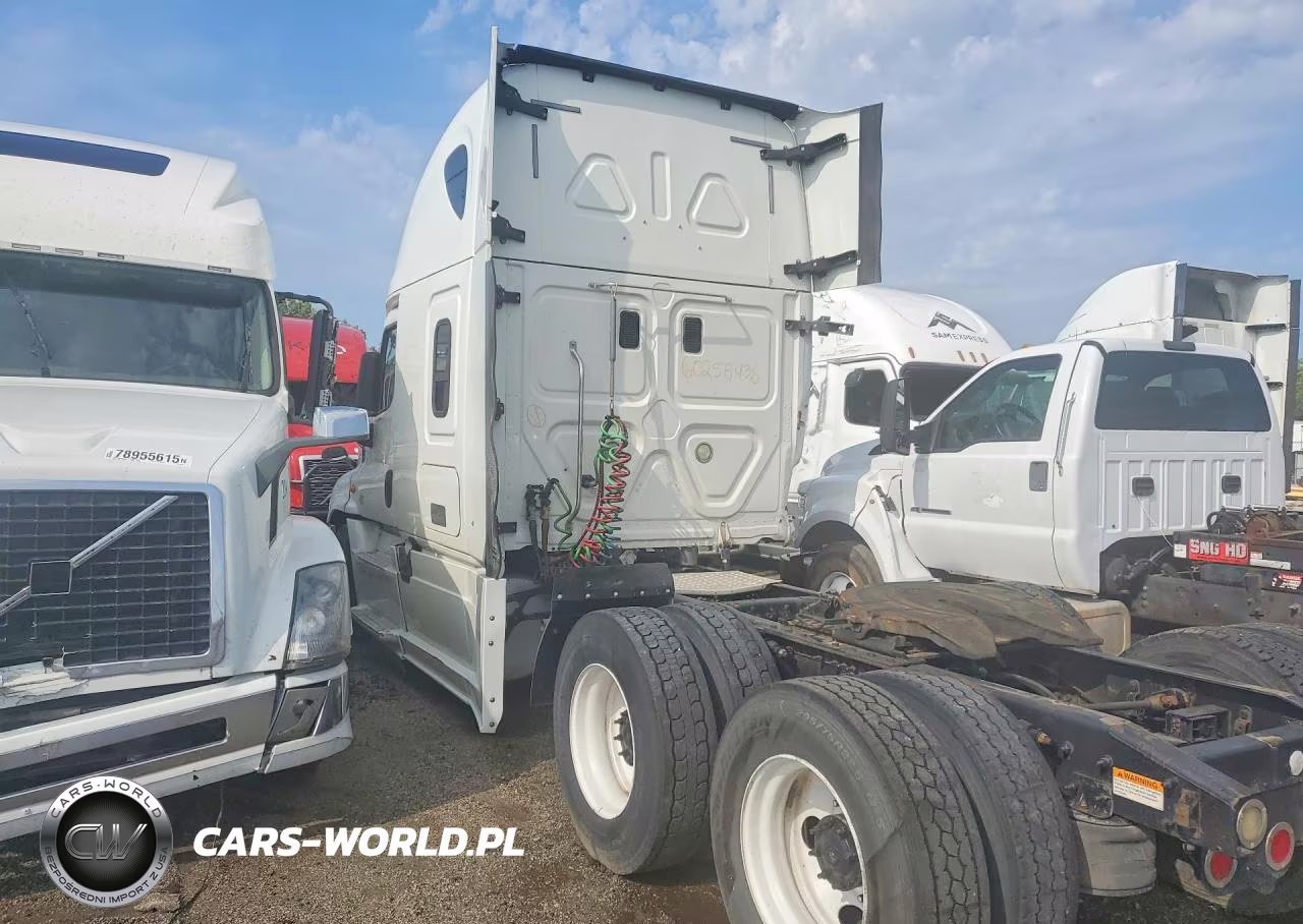 2016 Freightliner Cascadia 125 VIN:3AKJGLBGXGSHG3174 - 2