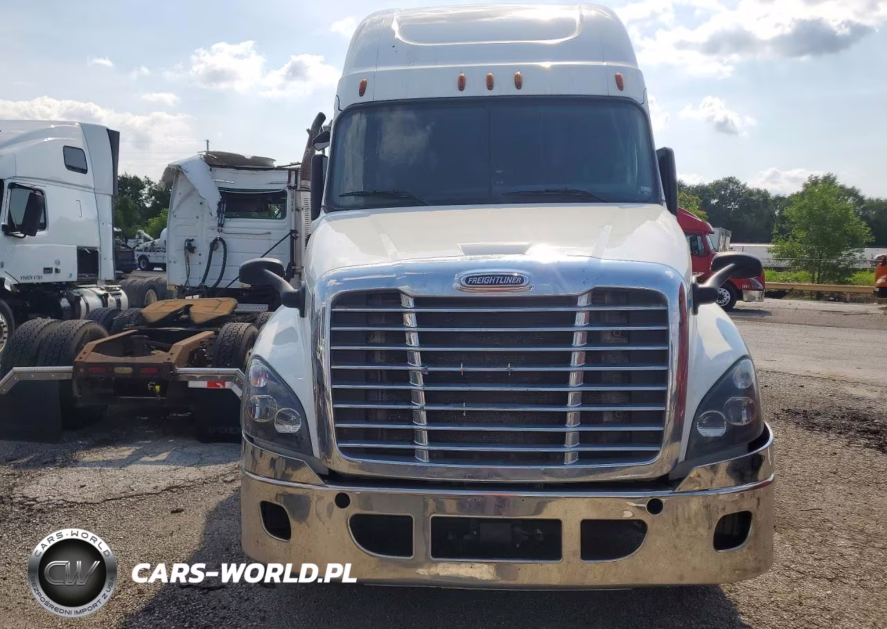 2016 Freightliner Cascadia 125 VIN:3AKJGLBGXGSHG3174 - 5