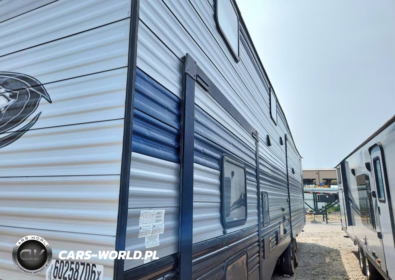 2021 Forest River Cherokee Camper VIN:4X4TCKR25MX152321 - 9