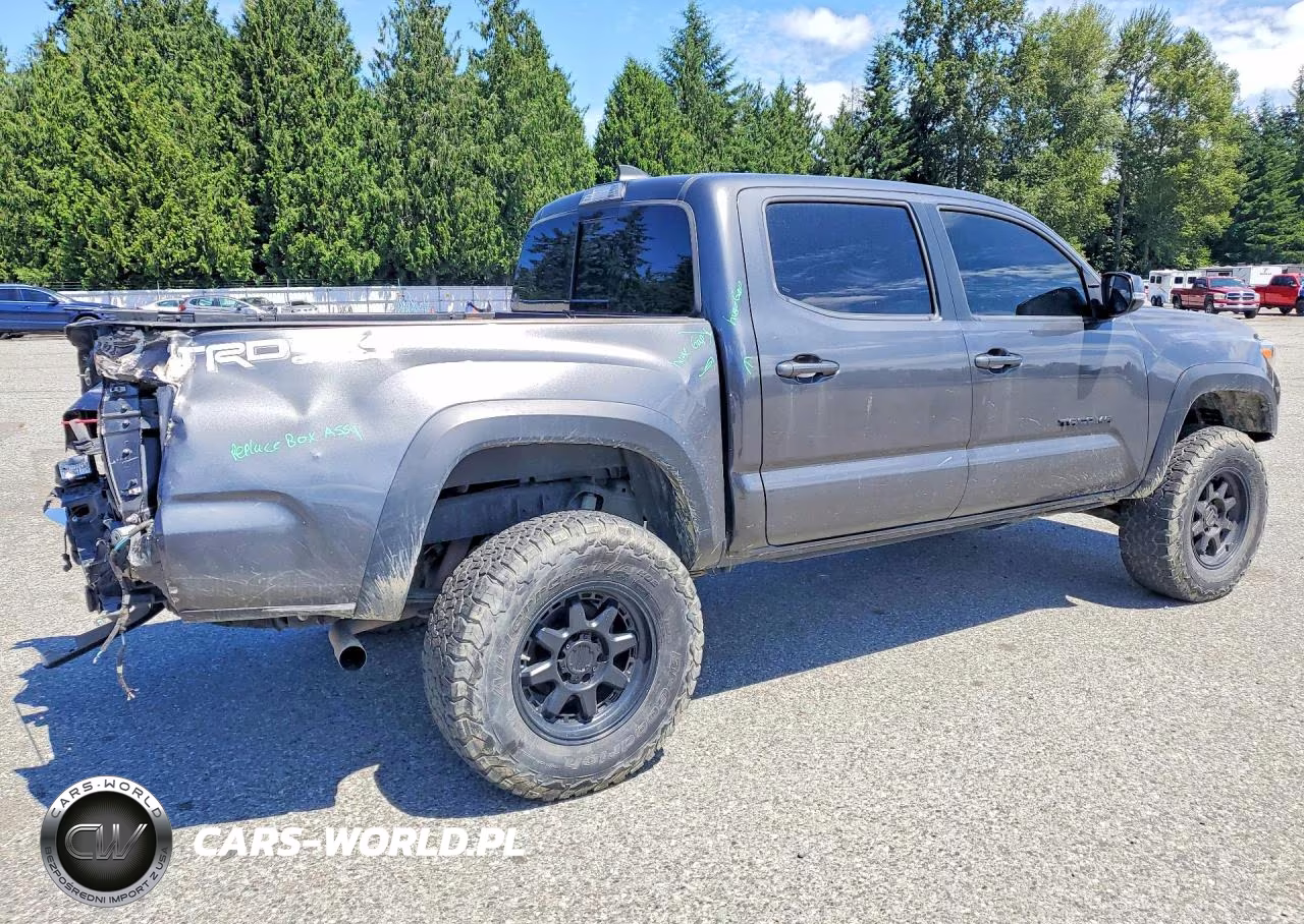 2018 Toyota Tacoma Trd Off-Road VIN:3TMCZ5AN7JM145237 - 3