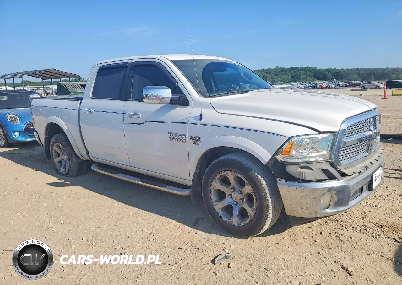 2015 Ram 1500 VIN:1C6RR7NT7FS603234 - 4
