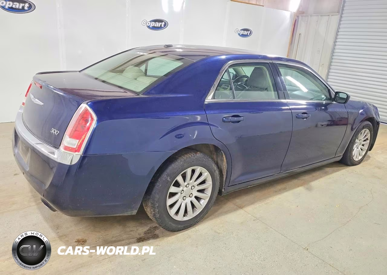 2014 Chrysler 300 VIN:2C3CCAAG8EH200881 - 3