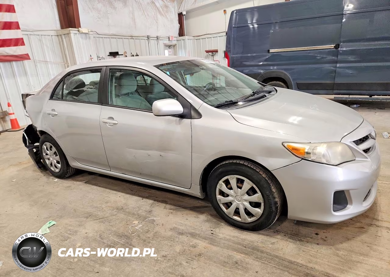 2011 Toyota Corolla Le VIN:2T1BU4EE9BC649488 - 4