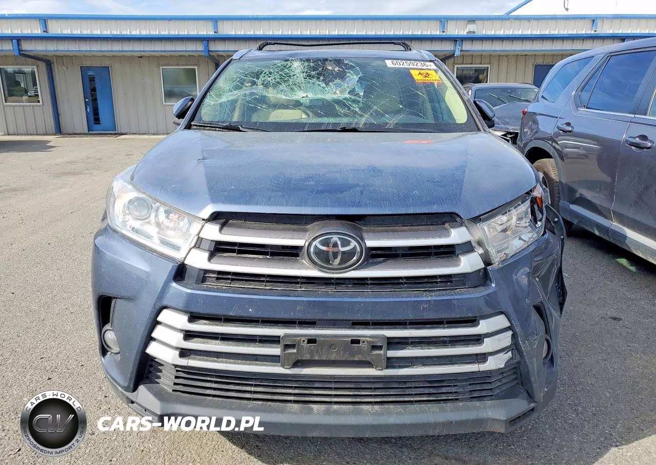 2018 Toyota Highlander Xle VIN:5TDJZRFH4JS486032 - 5