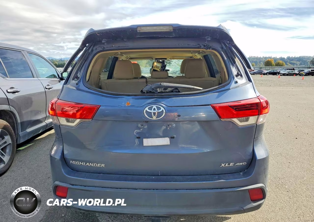 2018 Toyota Highlander Xle VIN:5TDJZRFH4JS486032 - 6