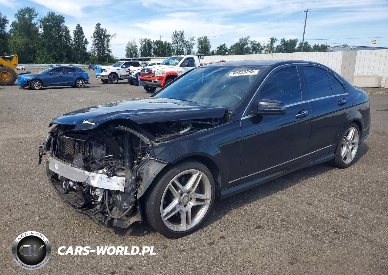 2013 Mercedes-Benz C 350 – zdjęcie 1 z 13