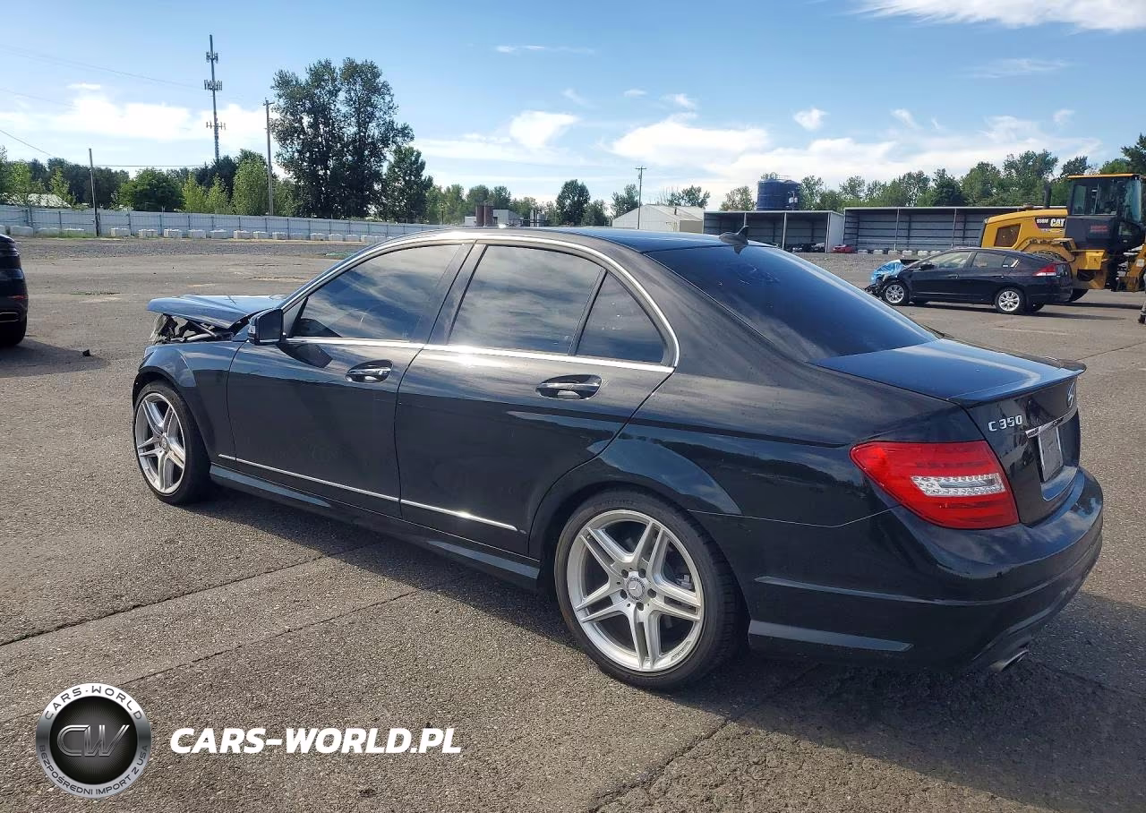 2013 Mercedes-Benz C 350 VIN:WDDGF5HB5DA873815 - 2
