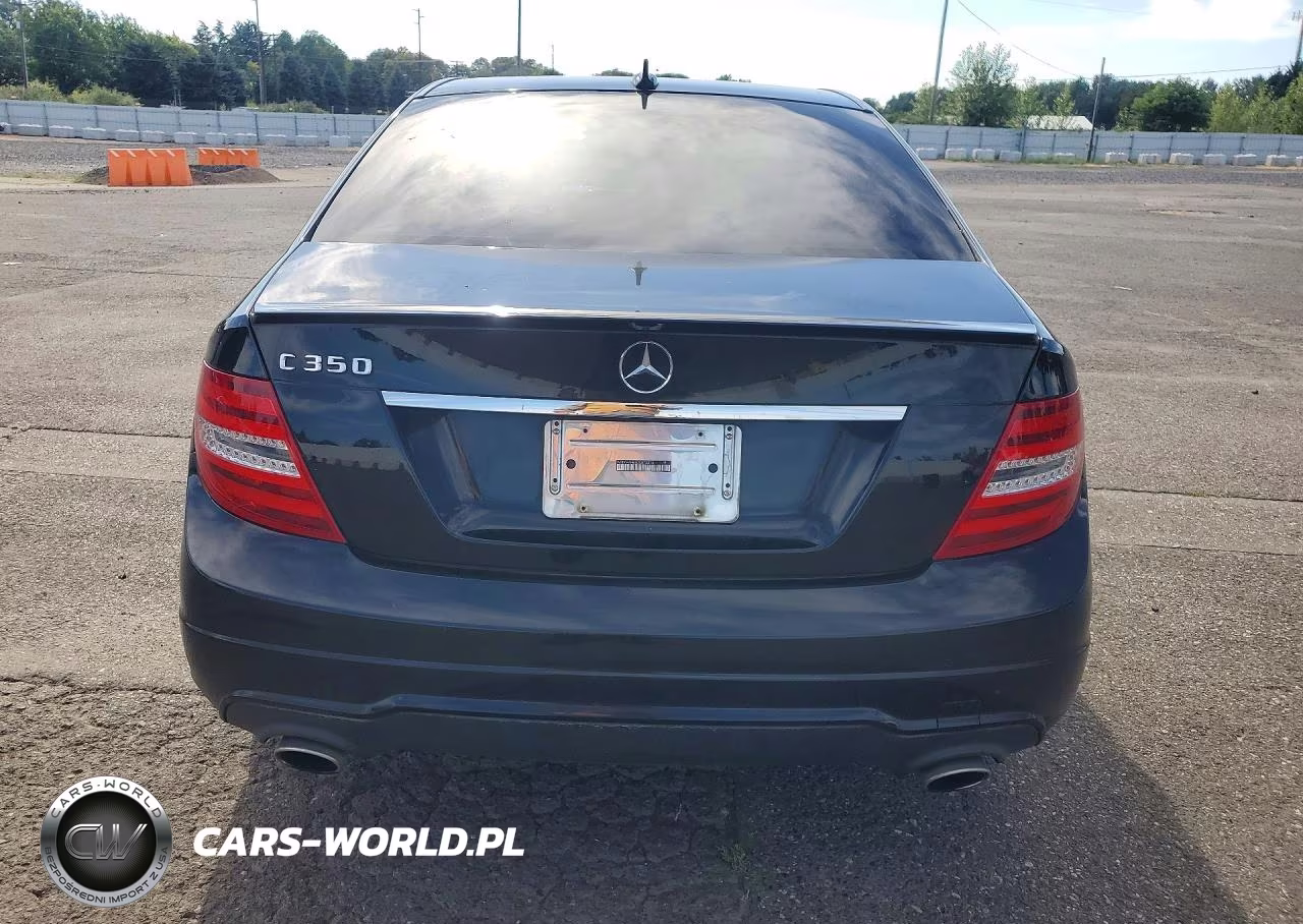 2013 Mercedes-Benz C 350 VIN:WDDGF5HB5DA873815 - 6
