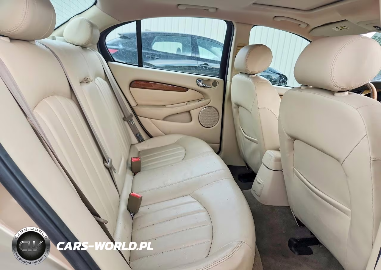 2003 Jaguar X-Type 2.5 VIN:SAJEA51D13XD20560 - 10