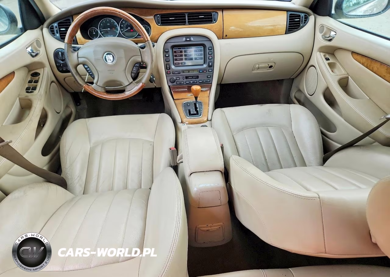 2003 Jaguar X-Type 2.5 VIN:SAJEA51D13XD20560 - 8
