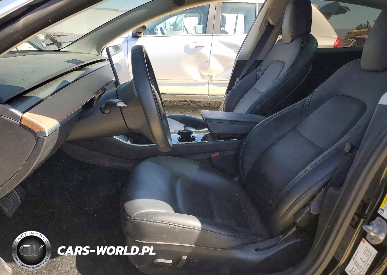 2018 Tesla Model 3 VIN:5YJ3E1EAXJF171802 - 7