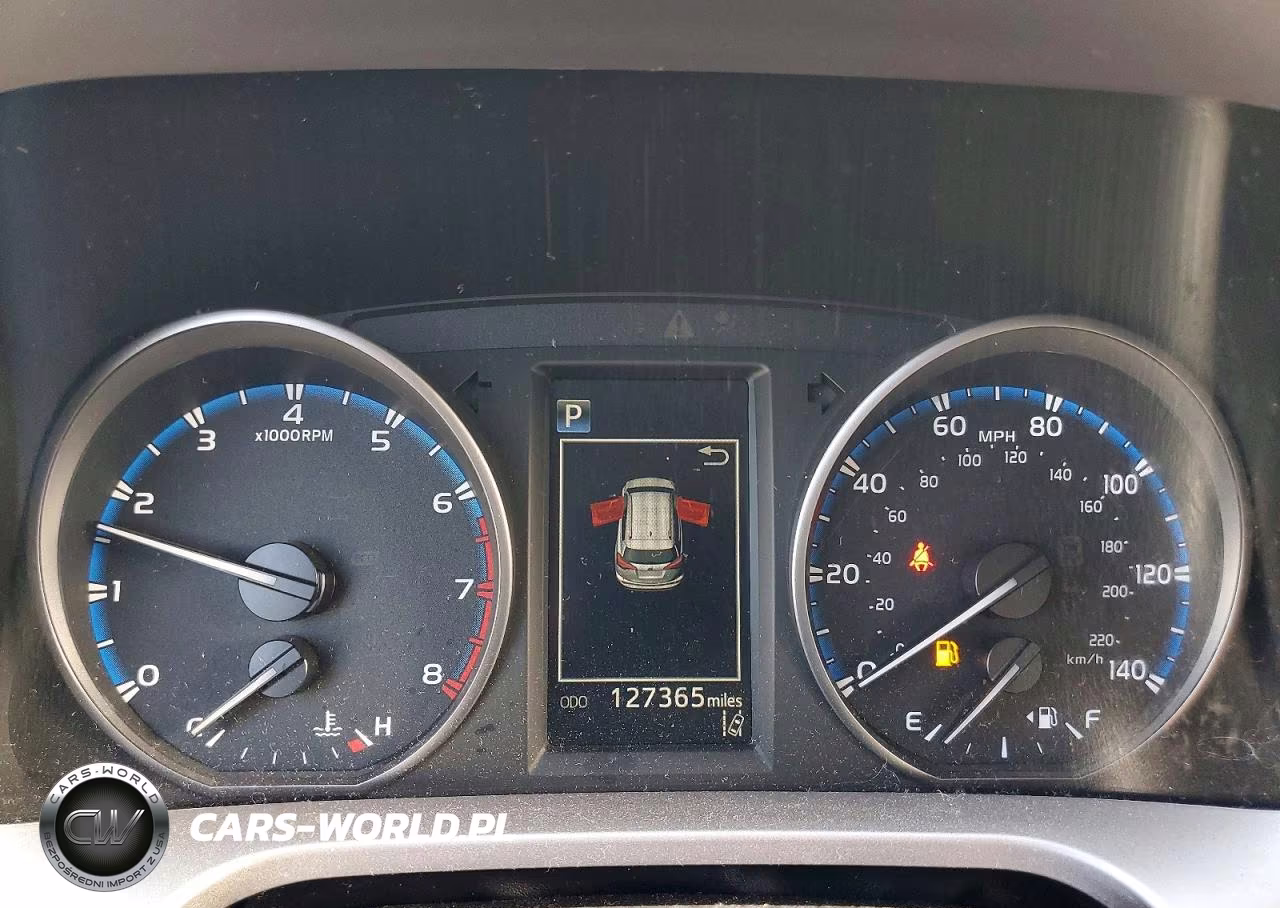 2017 Toyota Rav4 Le VIN:JTMZFREV2HJ701496 - 9
