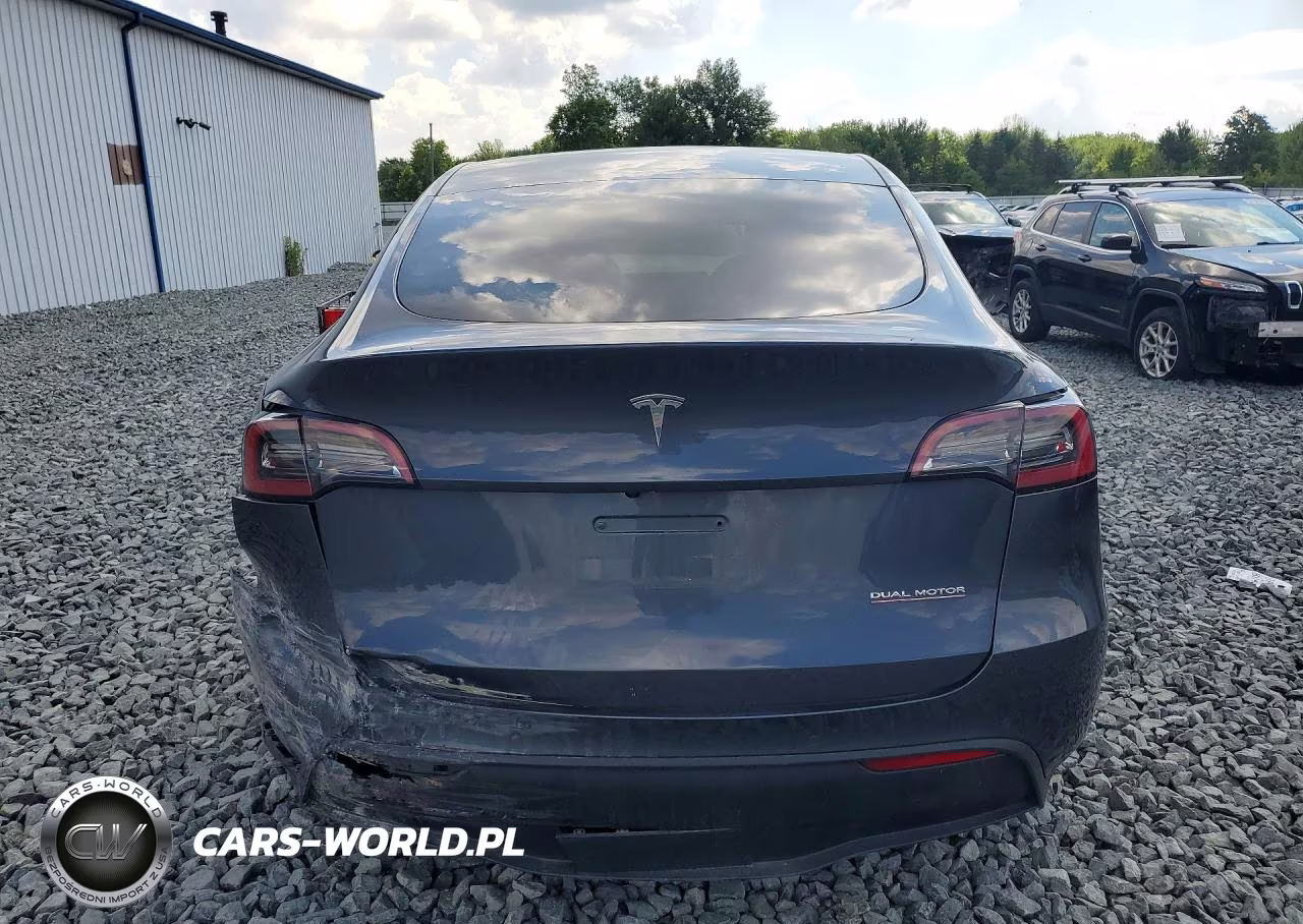 2022 Tesla Model Y VIN:7SAYGDEF2NF307894 - 6