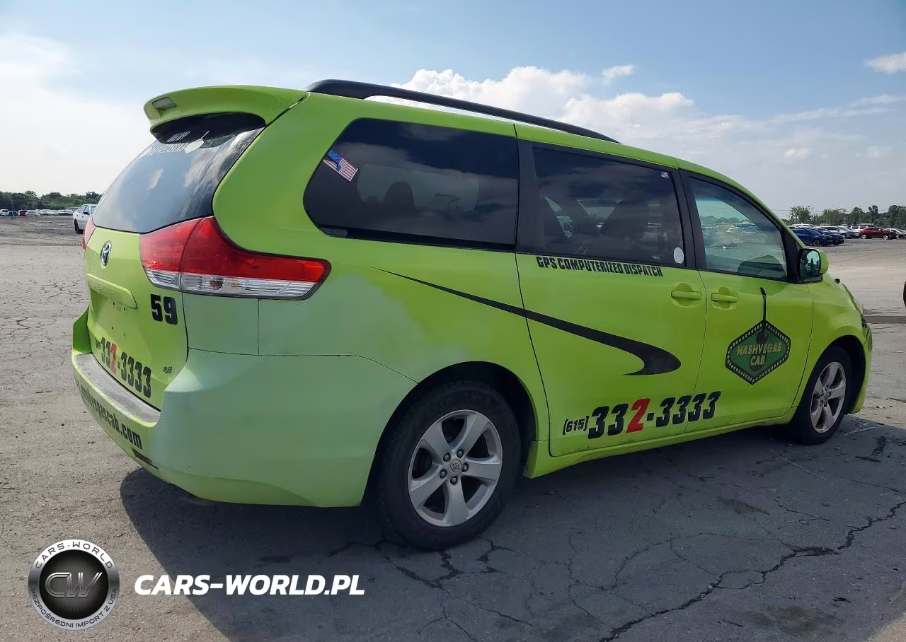 2012 Toyota Sienna Le VIN:5TDKK3DC3CS190757 - 3
