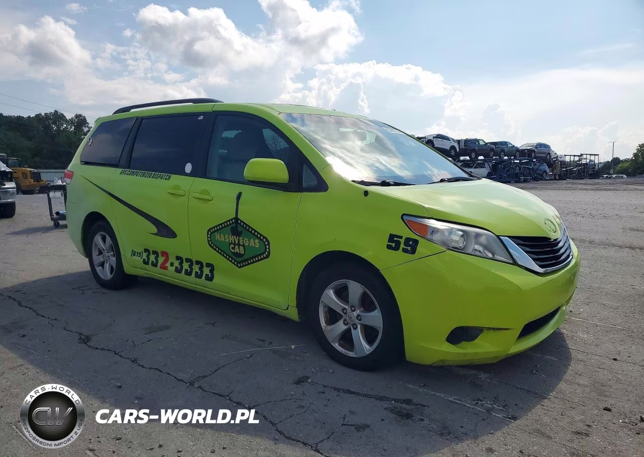2012 Toyota Sienna Le VIN:5TDKK3DC3CS190757 - 4
