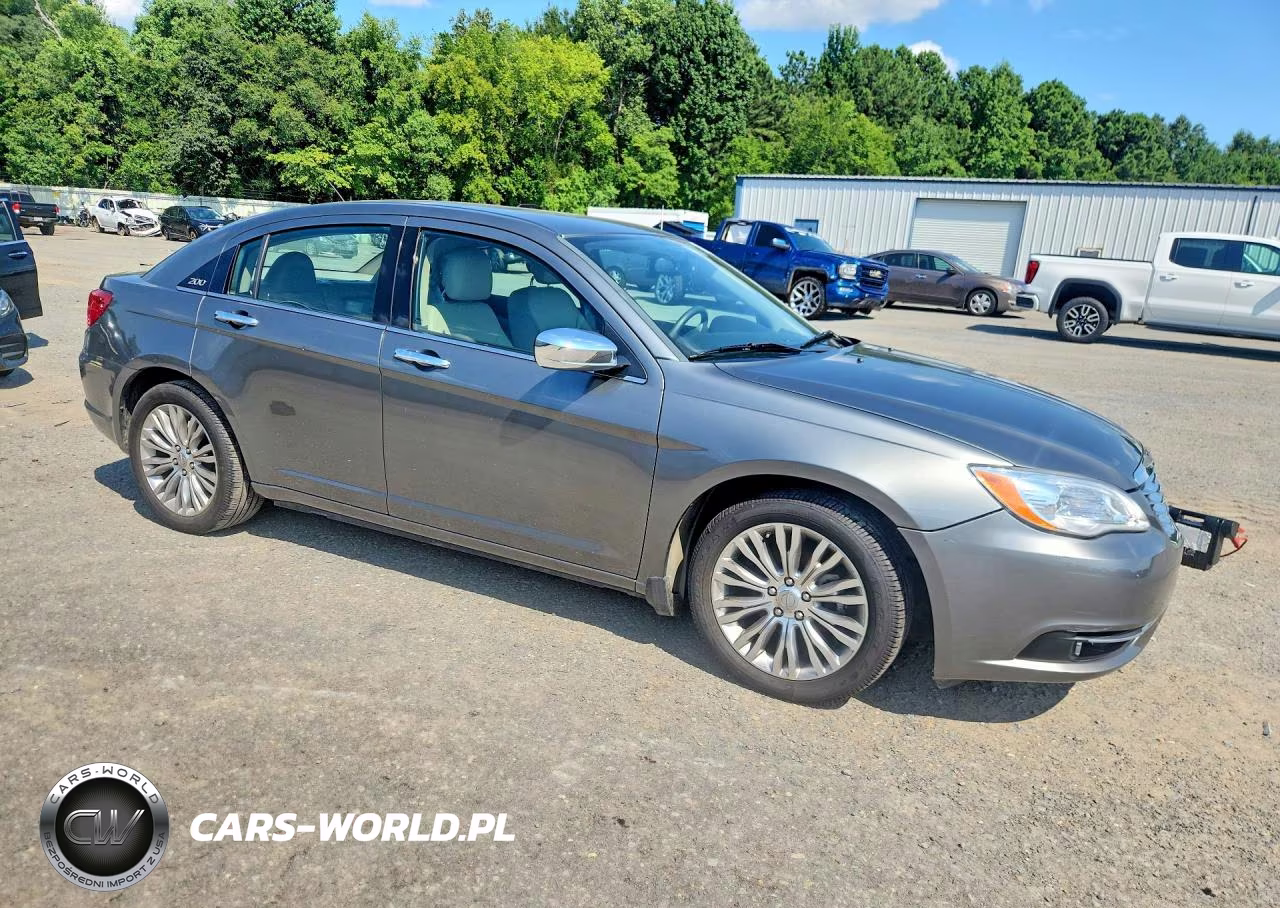 2012 Chrysler 200 Limited VIN:1C3CCBCB9CN263872 - 4