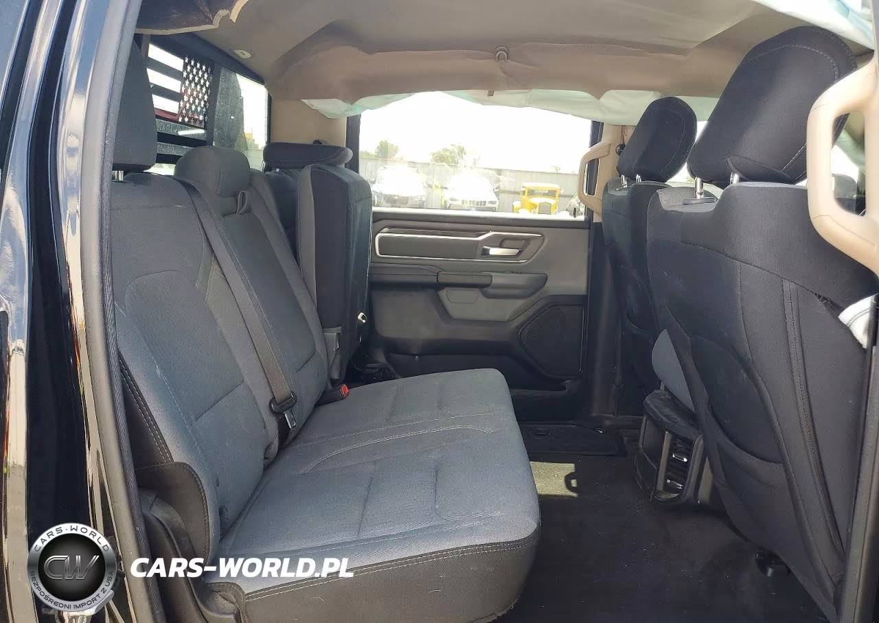 2020 Ram 1500 VIN:1C6SRFFT1LN103834 - 10
