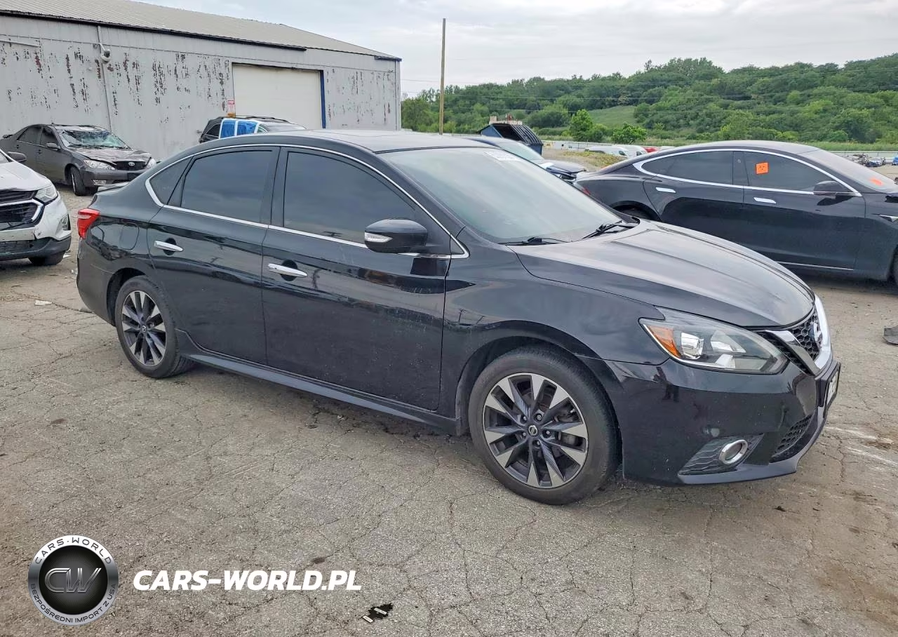 2016 Nissan Sentra Sr VIN:3N1AB7AP3GY233344 - 4