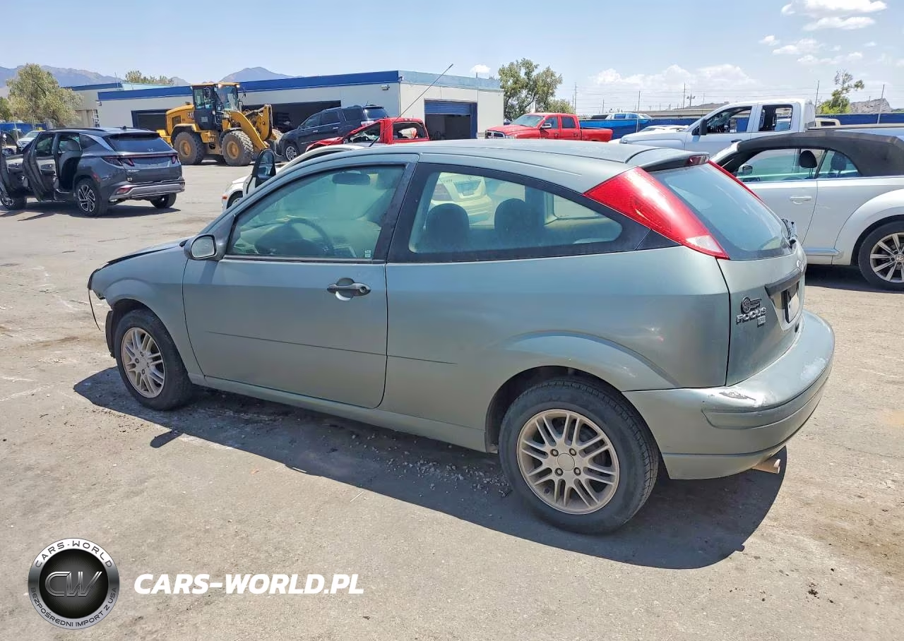 2005 Ford Focus Zx3 VIN:3FAFP31N15R131307 - 2