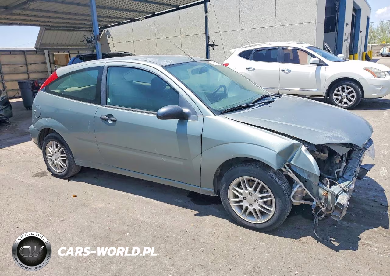 2005 Ford Focus Zx3 VIN:3FAFP31N15R131307 - 4