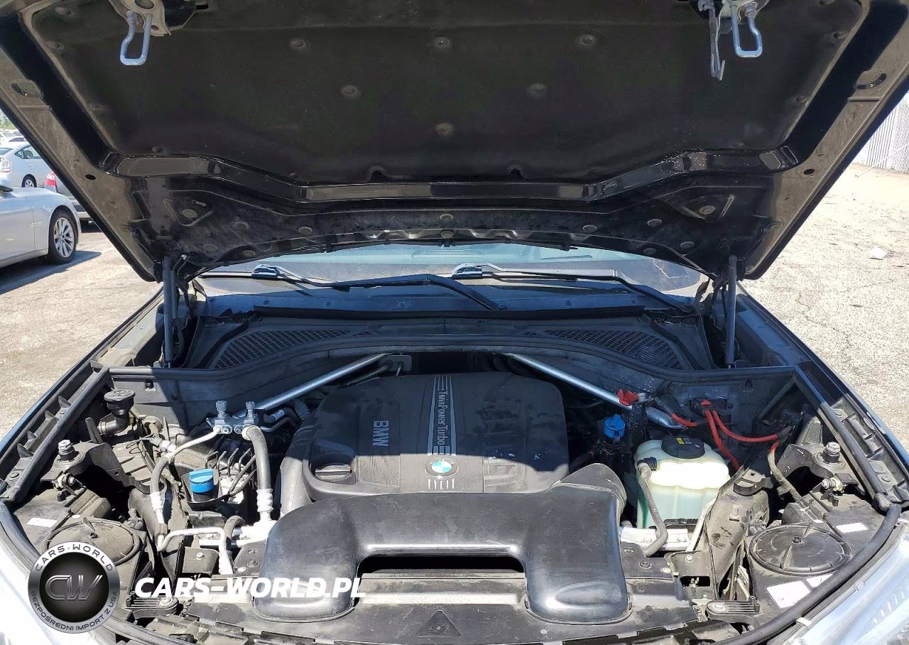 2018 BMW X5 xDrive35D VIN:5UXKS4C58J0Y18349 - 11