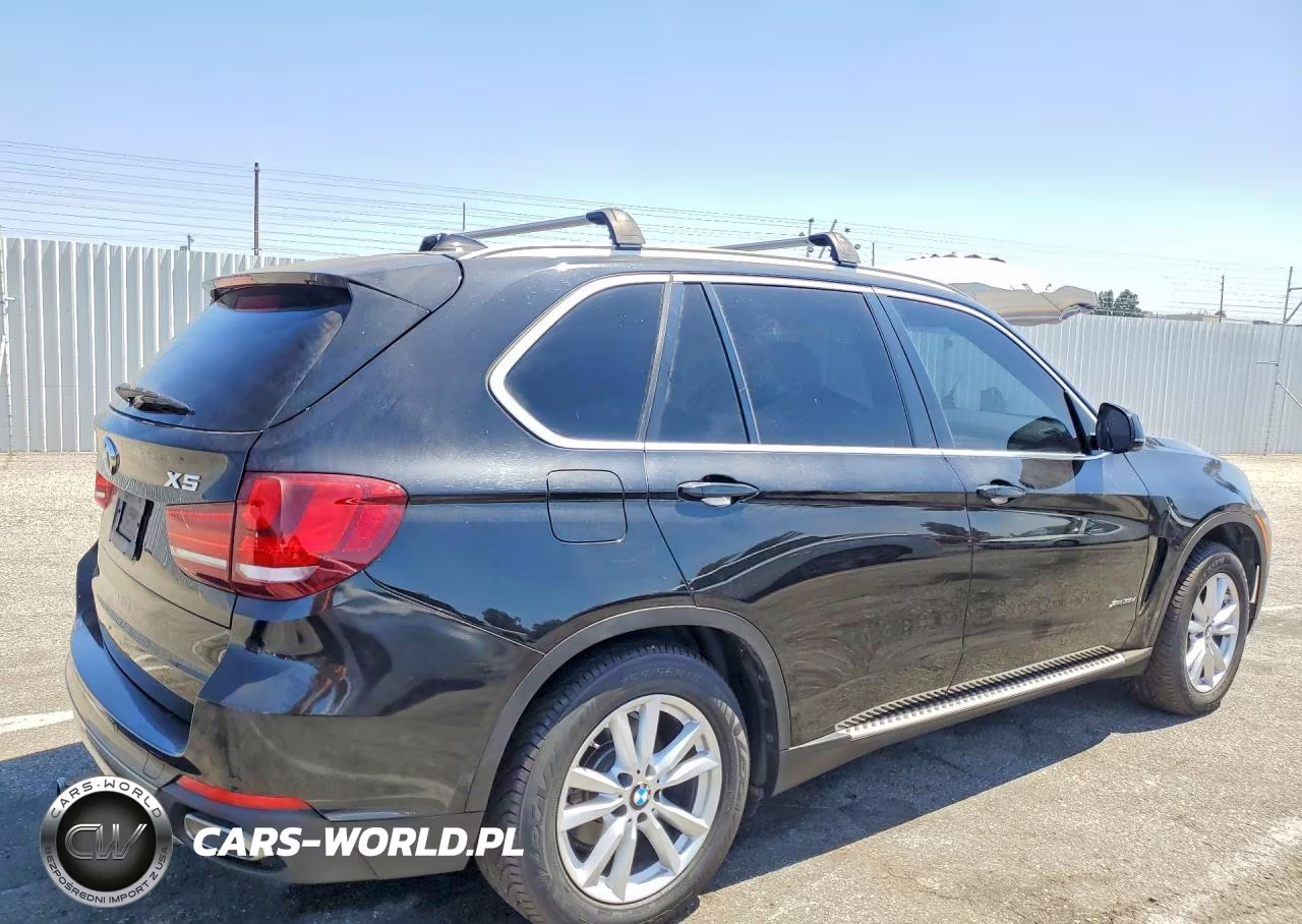 2018 BMW X5 xDrive35D VIN:5UXKS4C58J0Y18349 - 3