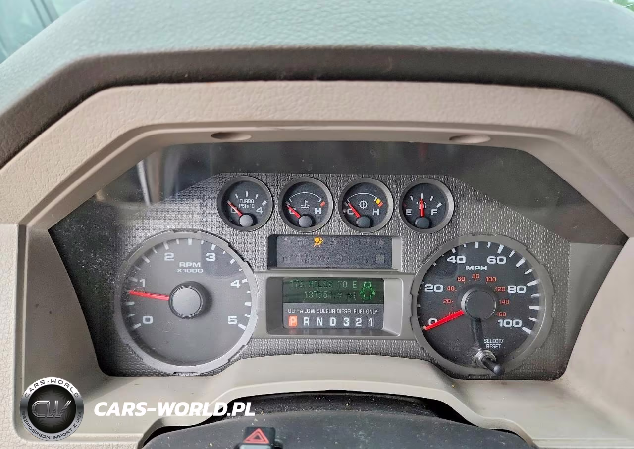 2009 Ford F550 Super Duty VIN:1FDAF56RX9EB05100 - 9