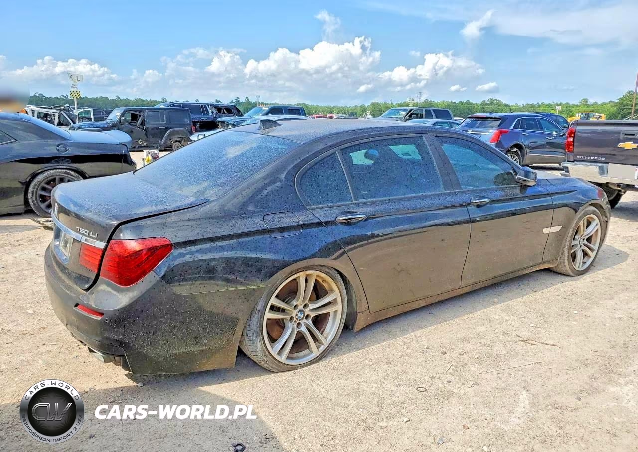 2013 BMW 750 Li VIN:WBAYE8C55DD133780 - 3