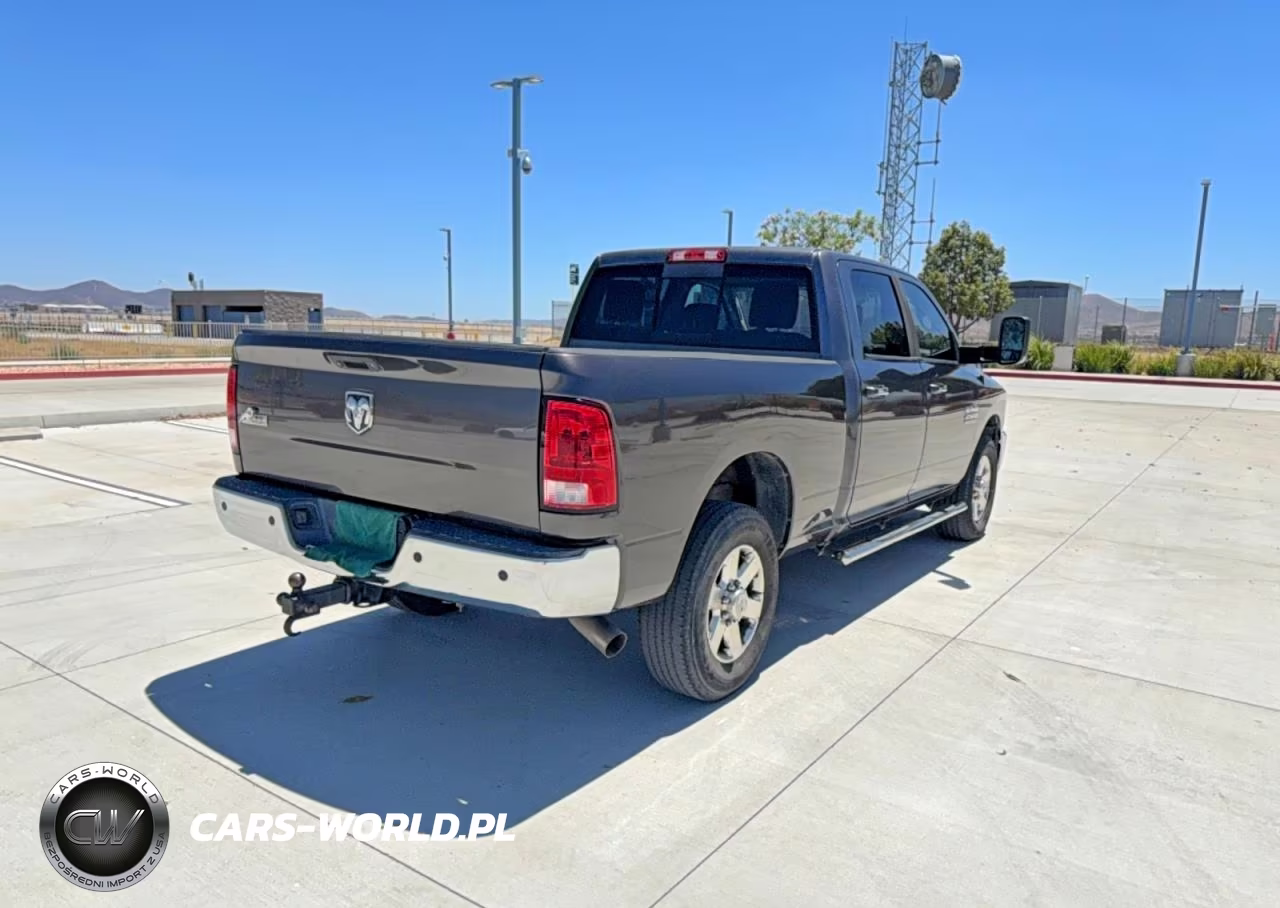 2015 Ram 2500 Slt VIN:3C6UR4DL8FG642965 - 4