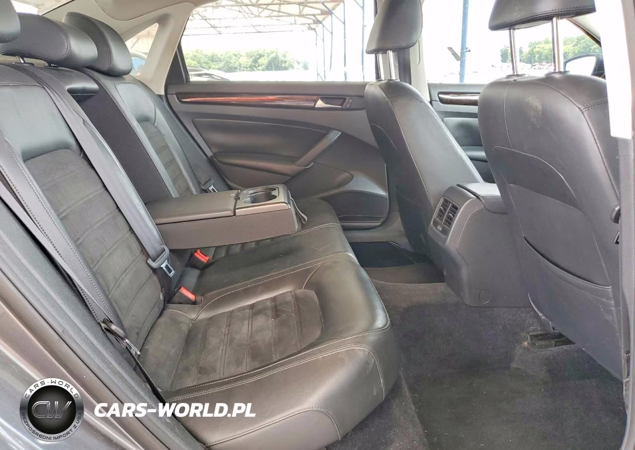 2014 Volkswagen Passat Sel VIN:1VWCS7A36EC017140 - 10
