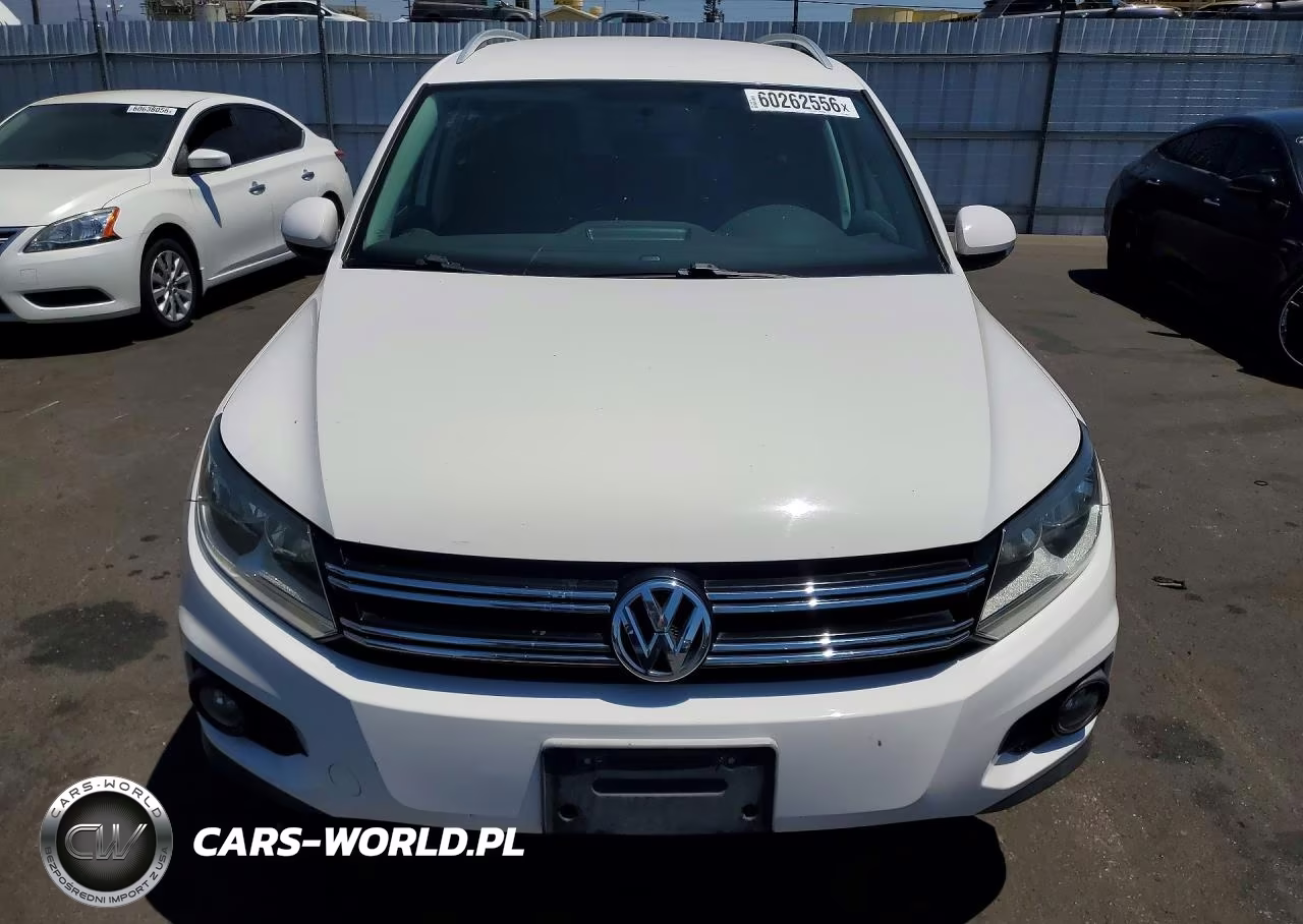 2012 Volkswagen Tiguan S VIN:WVGAV7AX5CW606224 - 5