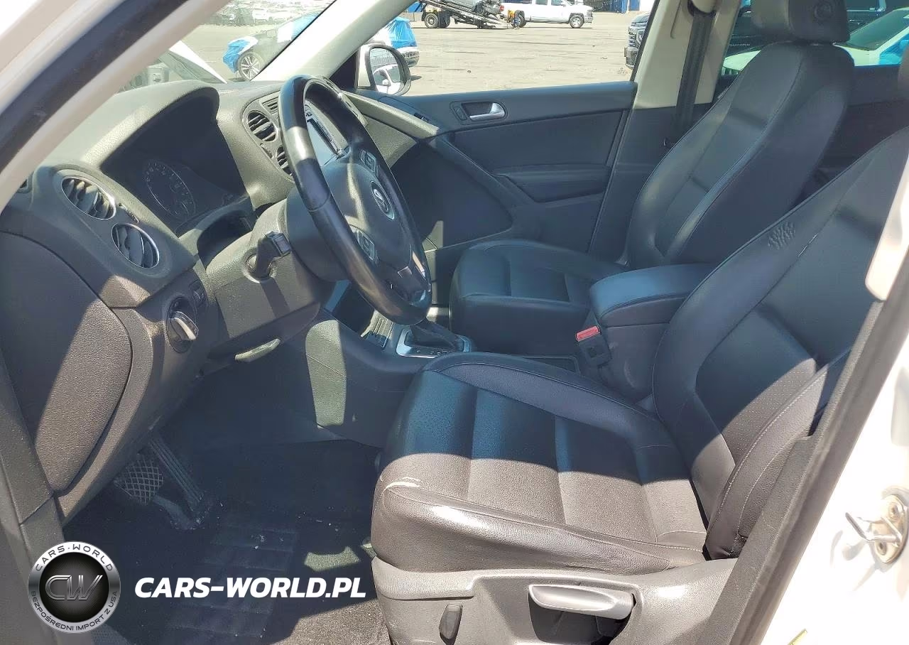 2012 Volkswagen Tiguan S VIN:WVGAV7AX5CW606224 - 7