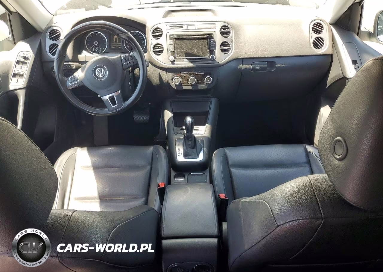 2012 Volkswagen Tiguan S VIN:WVGAV7AX5CW606224 - 8