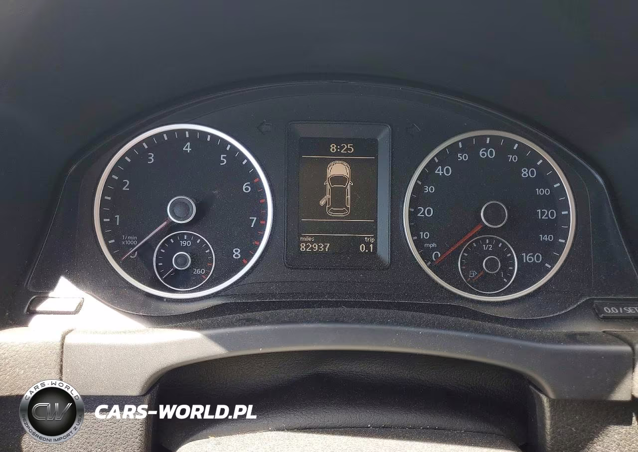 2012 Volkswagen Tiguan S VIN:WVGAV7AX5CW606224 - 9