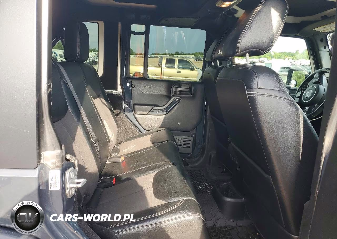 2017 Jeep Wrangler Unlimited Sport VIN:1C4BJWDG9HL589124 - 11