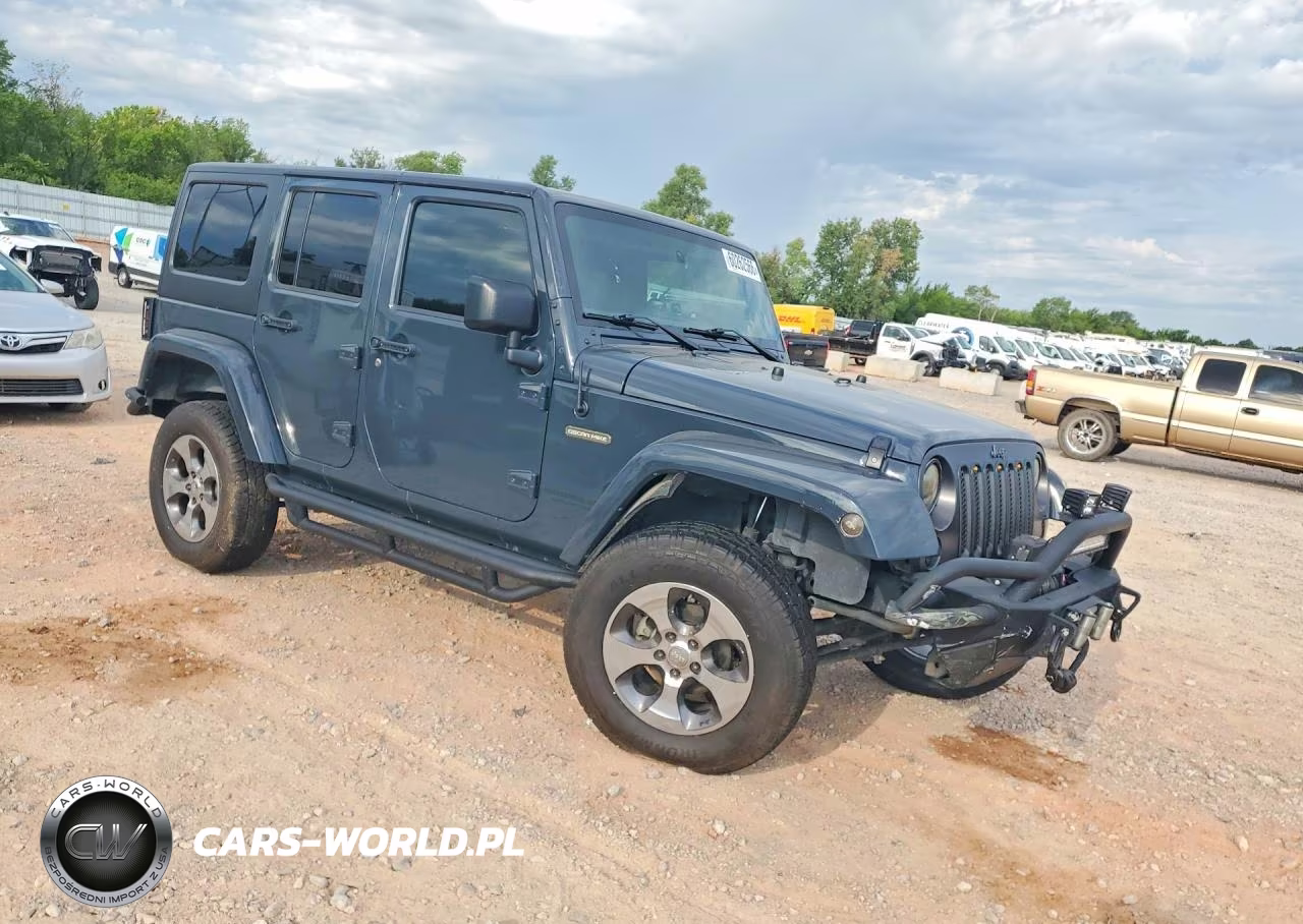2017 Jeep Wrangler Unlimited Sport VIN:1C4BJWDG9HL589124 - 4