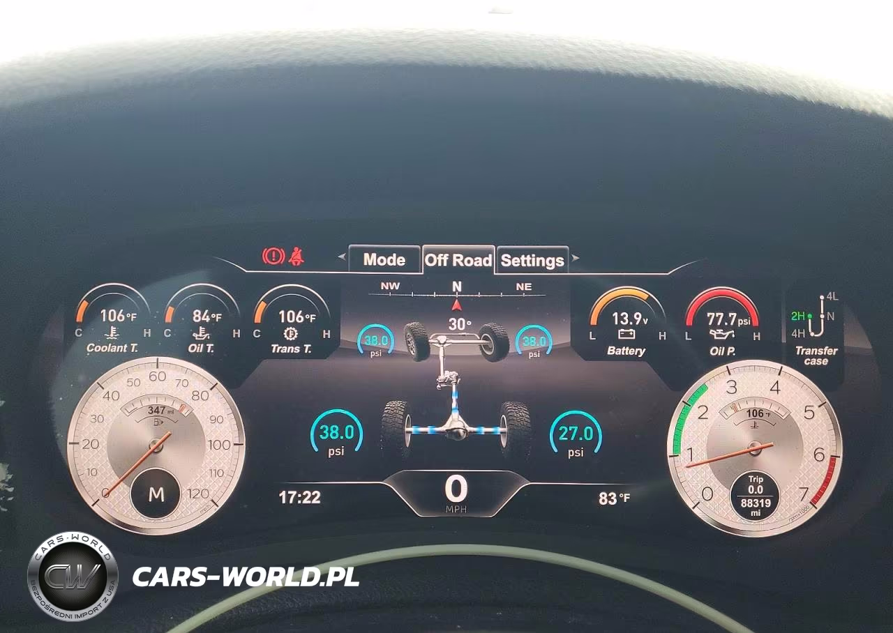 2017 Jeep Wrangler Unlimited Sport VIN:1C4BJWDG9HL589124 - 9