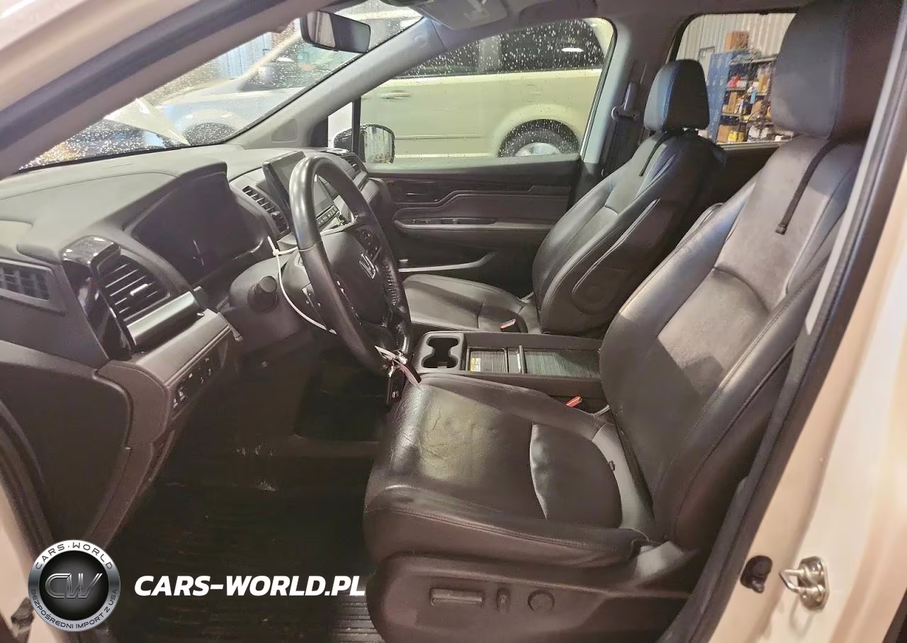 2018 Honda Odyssey Elite VIN:5FNRL6H99JB062570 - 7