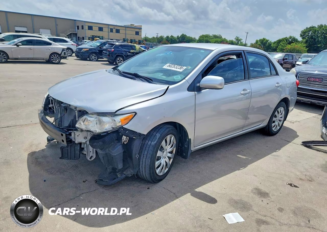2012 Toyota Corolla Le – zdjęcie 1 z 13