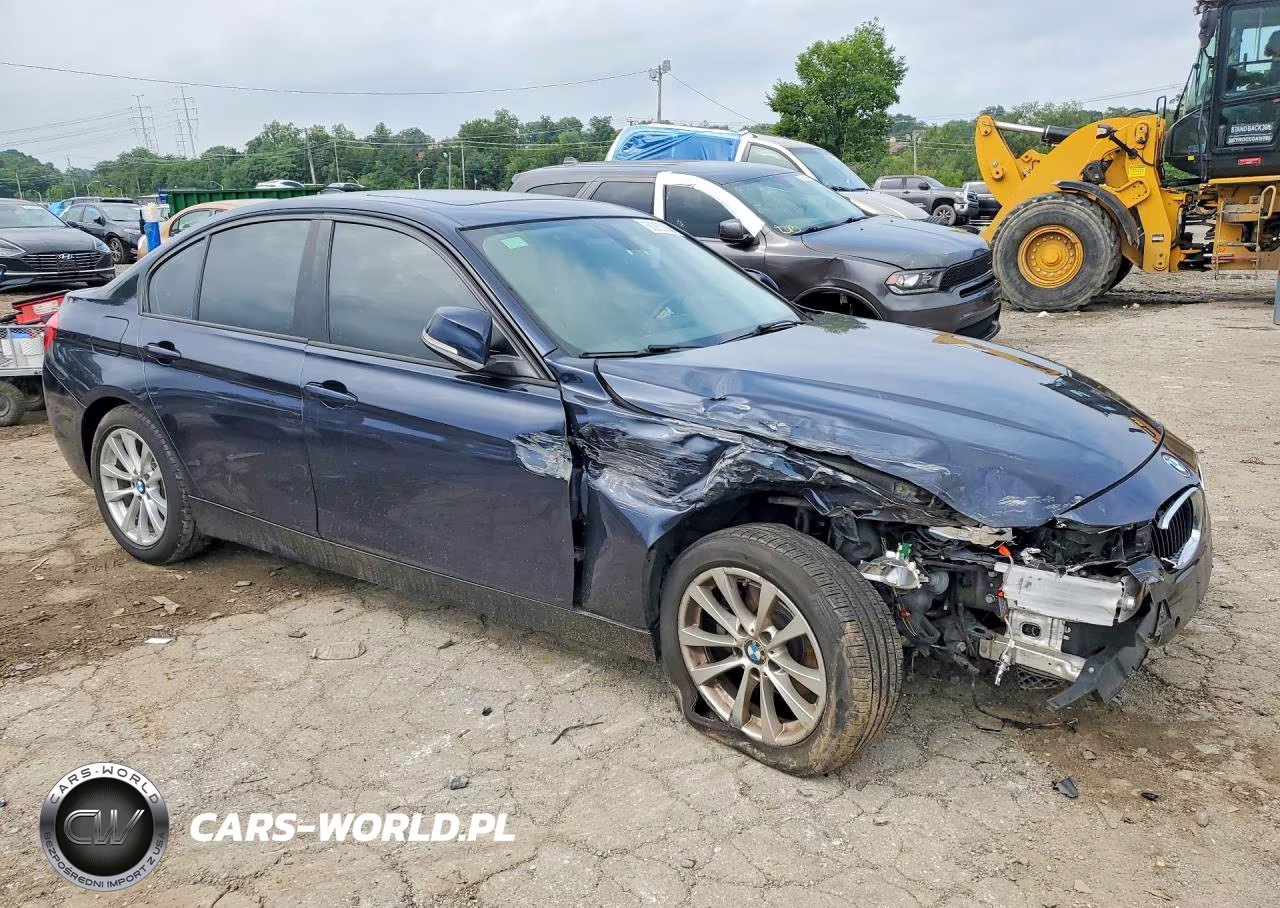 2017 BMW 320 I VIN:WBA8E1G34HNU15926 - 4