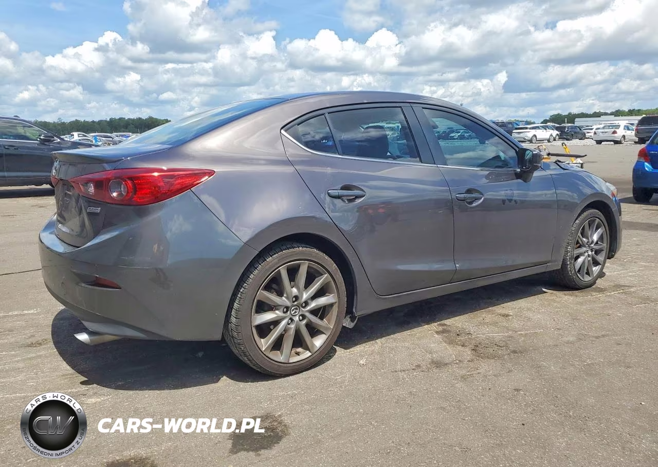 2018 Mazda 3 Touring VIN:3MZBN1V35JM197259 - 3