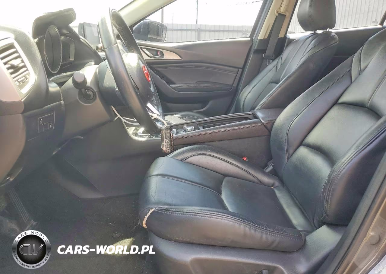 2018 Mazda 3 Touring VIN:3MZBN1V35JM197259 - 7