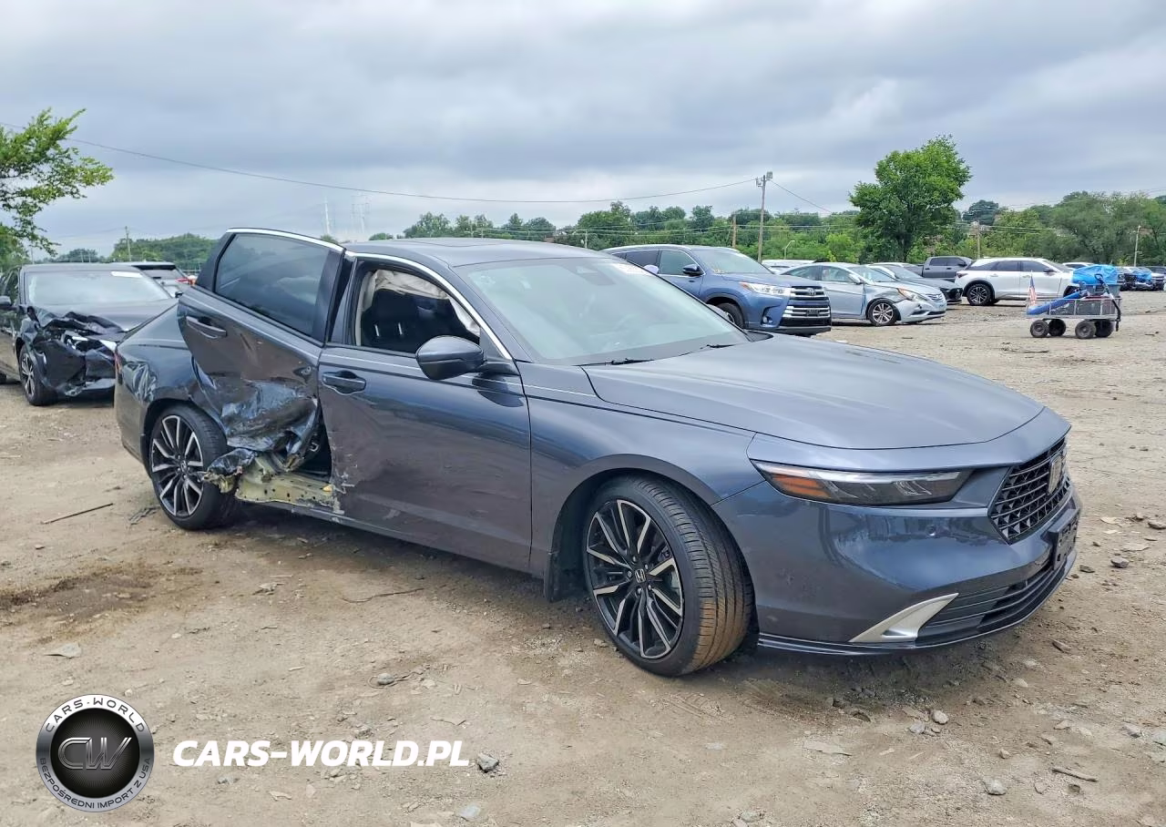 2025 Honda Accord Touring Hybrid VIN:1HGCY2F83SA063414 - 4