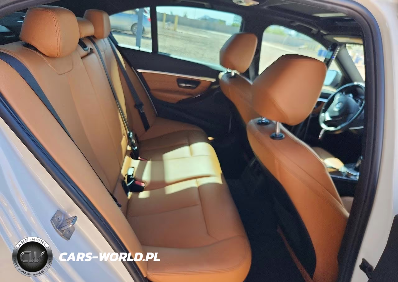 2018 BMW 330 Xi VIN:WBA8D9G5XJNU66694 - 10